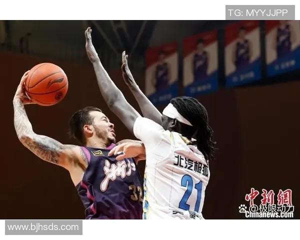 勇士队与倔金队激战11月5日赛场上演精彩对决引发球迷热议